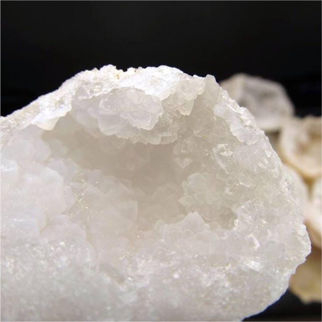 500★訳あり限定品★浄化✳︎破邪【ミニ水晶クラスター『晶洞』ハーフジオード】❤️