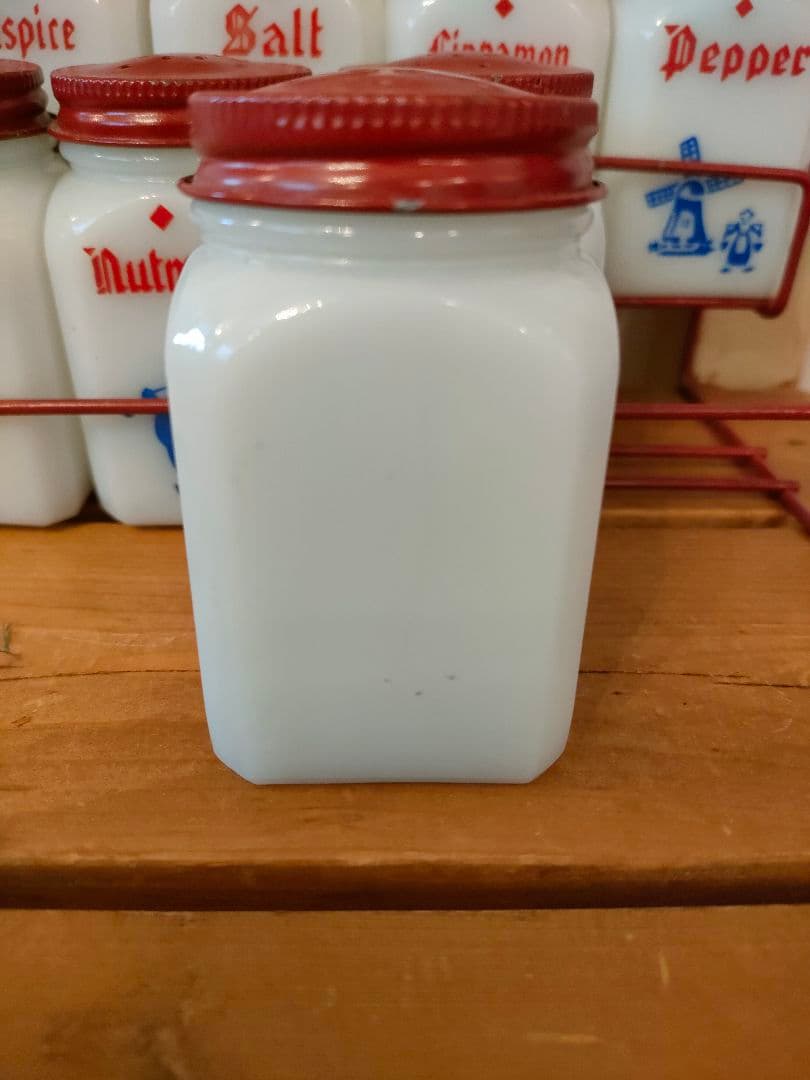 アンティークスパイス瓶8個セット ミルクガラス製 - メルカリ