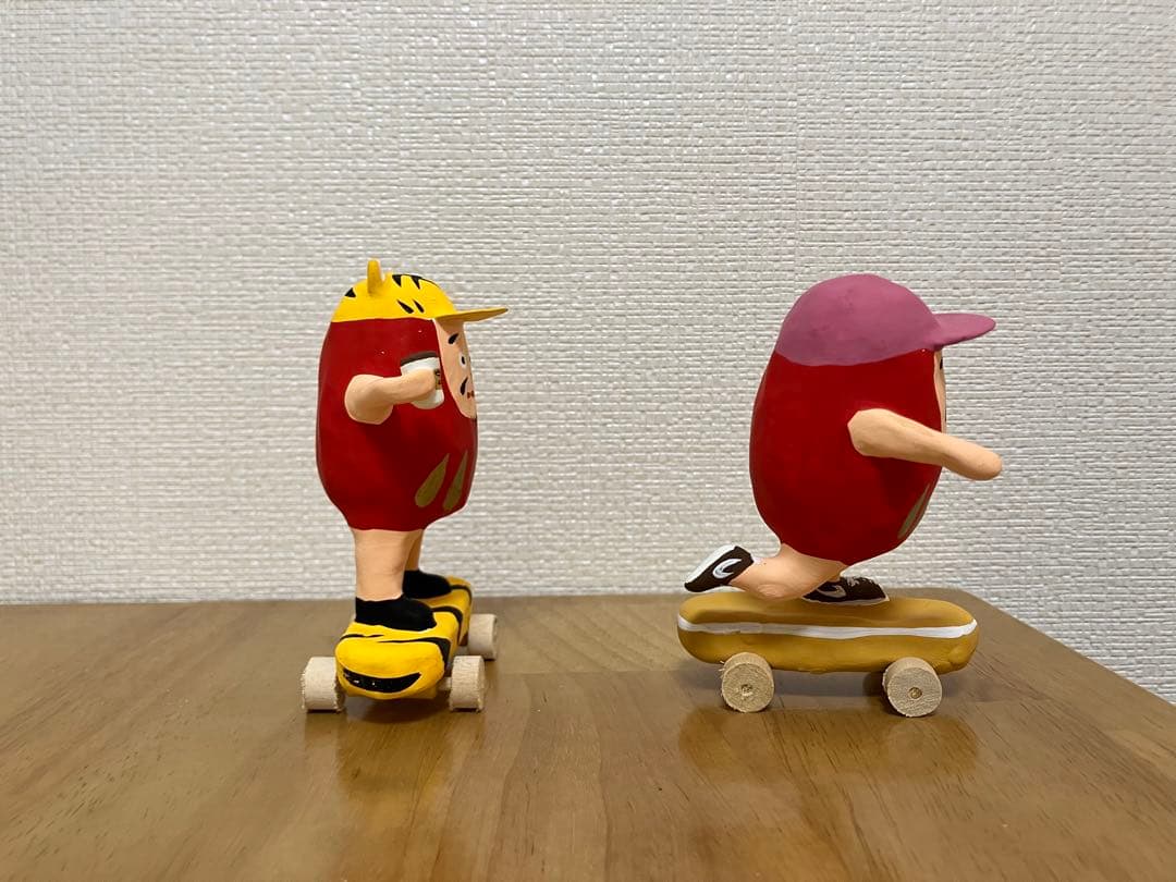 スケボーだるま　2体