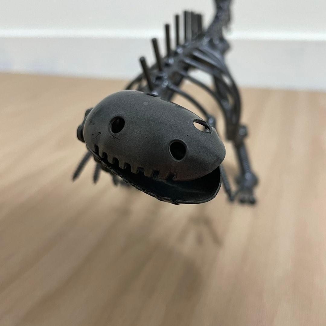 美品/匿名配送】恐竜(小・ブラック) メタルアート 廃材アート ボルト