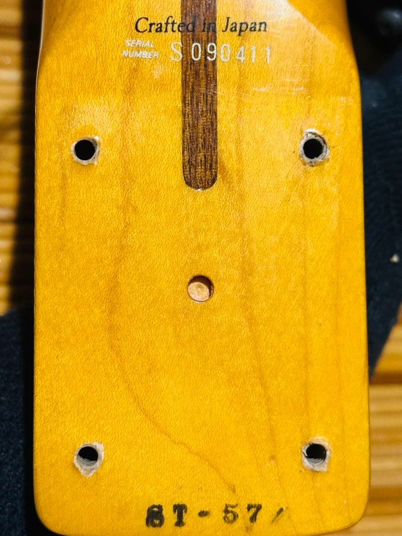 Fender japan STRATCASTER ST57-70TX（改）