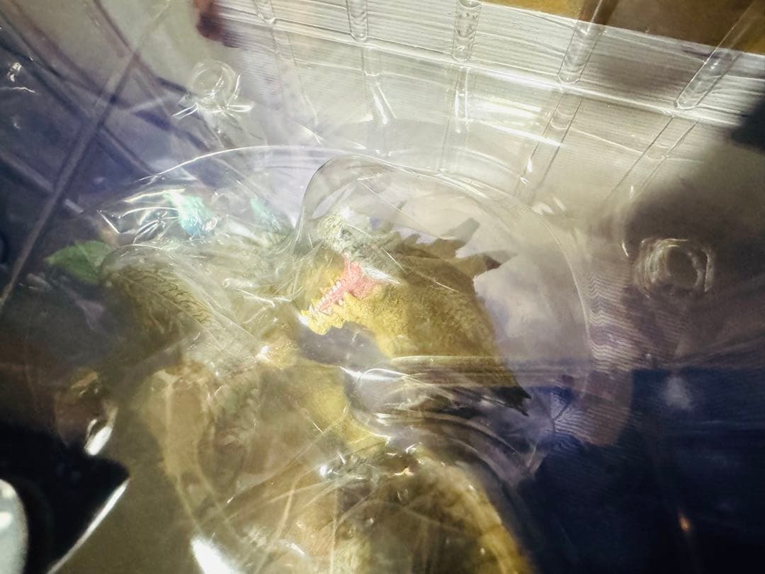 新品・未開封　白海竜ラギアクルス亜種　クリエイターズモデル　モンスターハンター