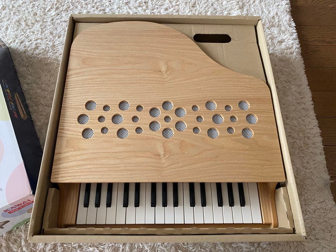 KAWAI ミニピアノ P-32