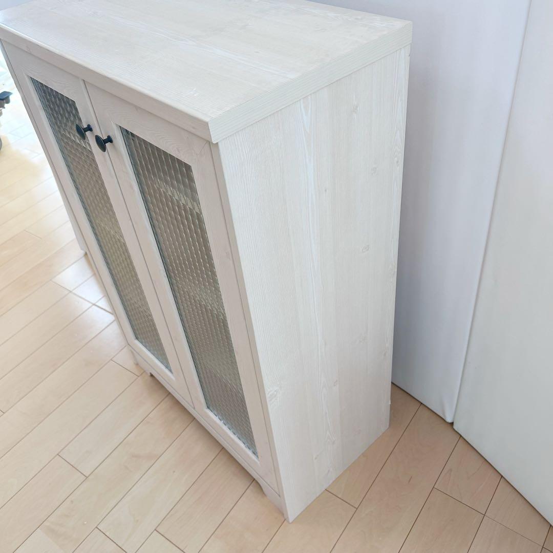 カントリーキャビネット　北欧　食器棚　チェッカーガラス　木目調　キッチン