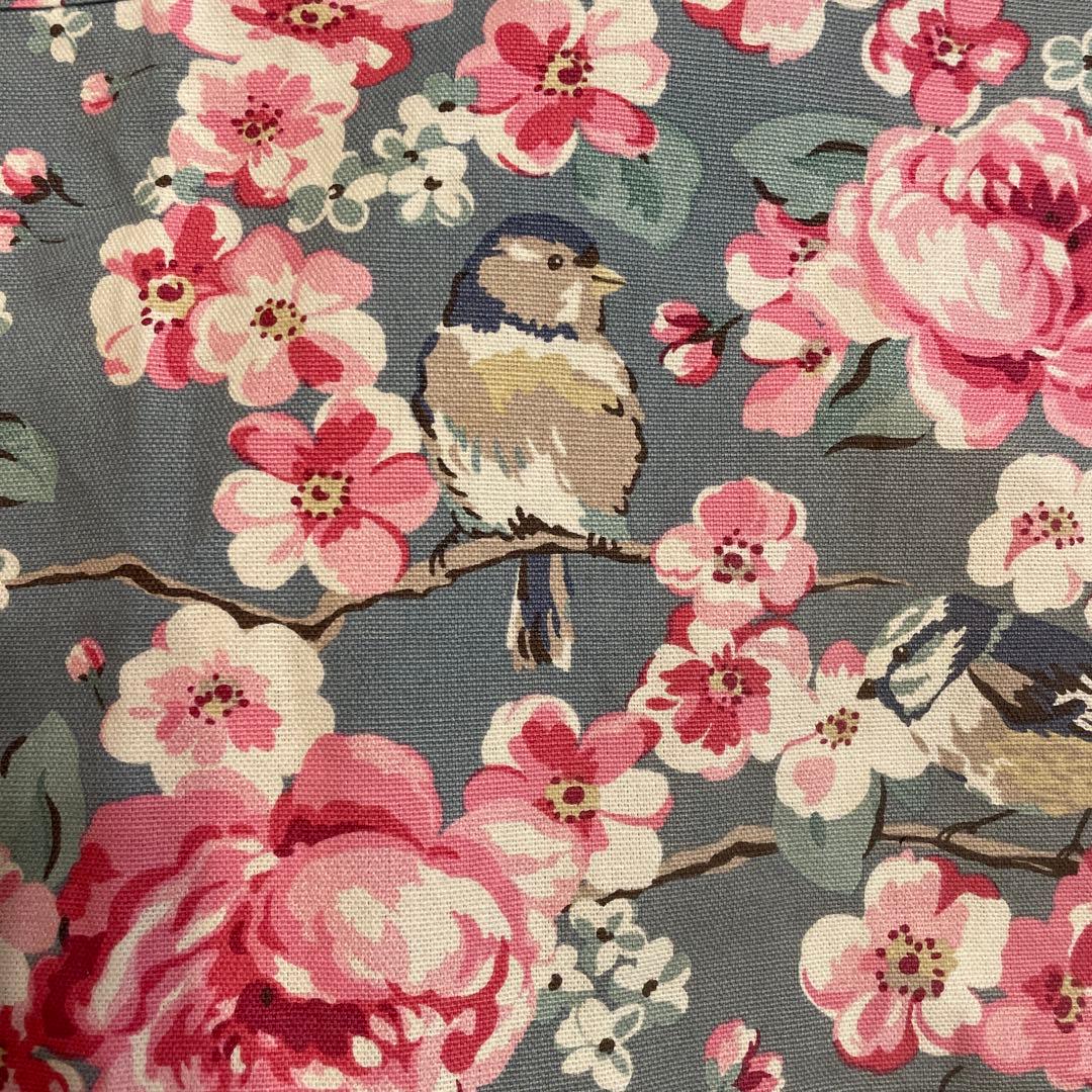 Cath Kidston キャスキッドソン エプロン 鳥.花柄グレーベース - メルカリ