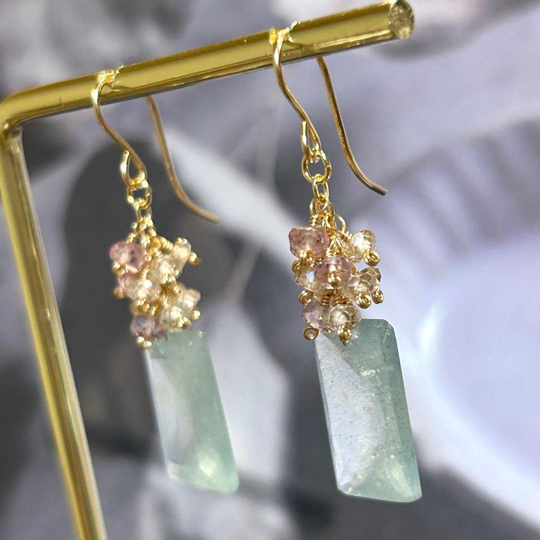 希少✳︎大粒シンデレラアクアマリン レクタングル 14kgf 天然石ピアス