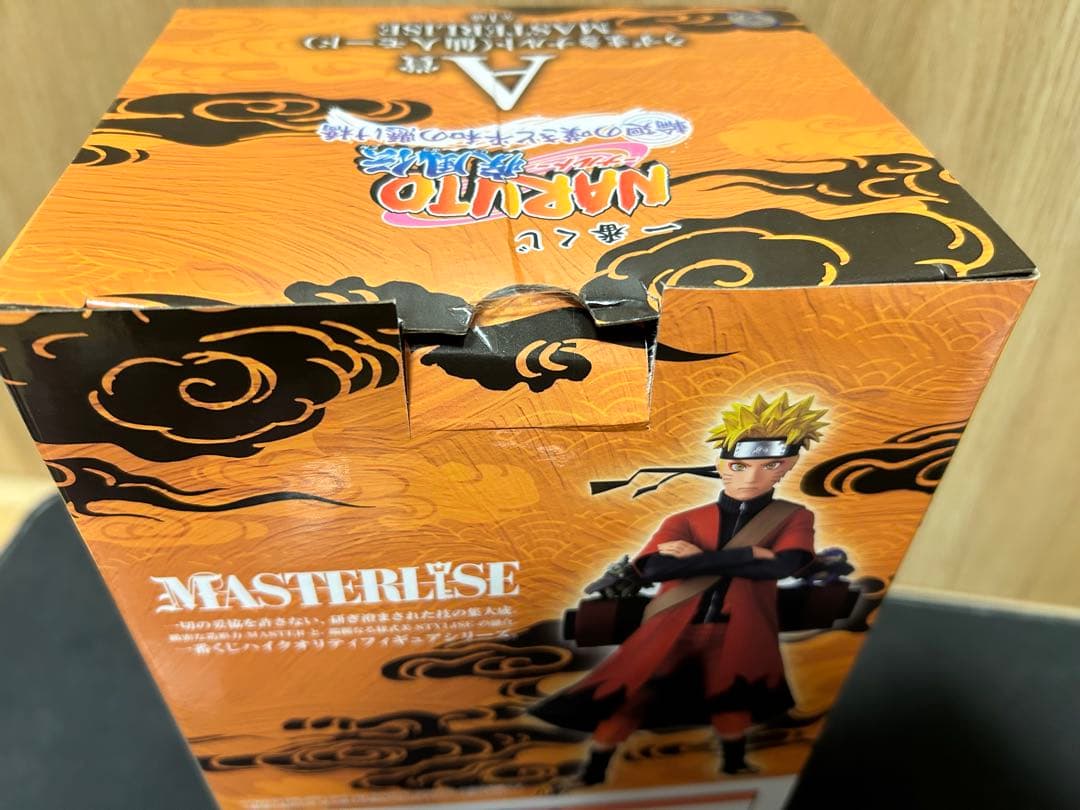一番くじ NARUTO-ナルト- A賞　(フィギュア箱潰れあり)