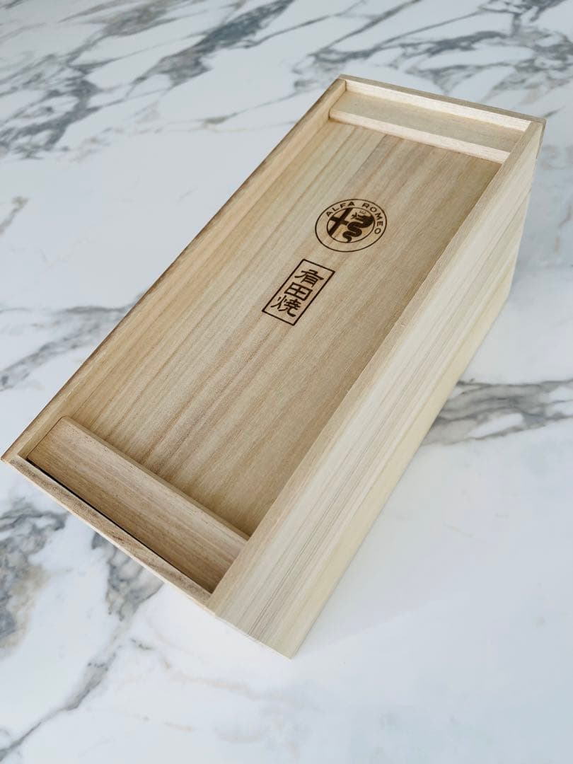 《新品＊未使用》アルファロメオ　AlfaRomeo エンブレム　☆ 皿　豆皿