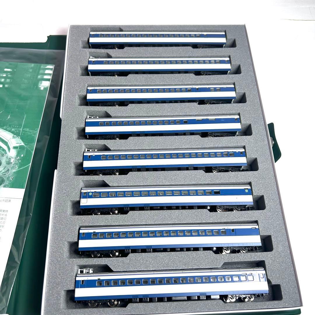 KATO 0系2000番台新幹線「ひかり・こだま」 基本+増結 16両