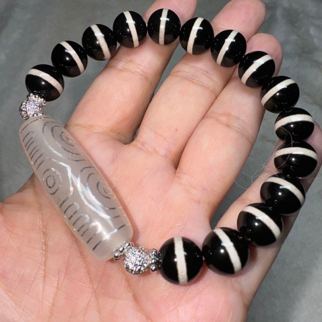 竜眼銀線天珠ブレスレット【新品】