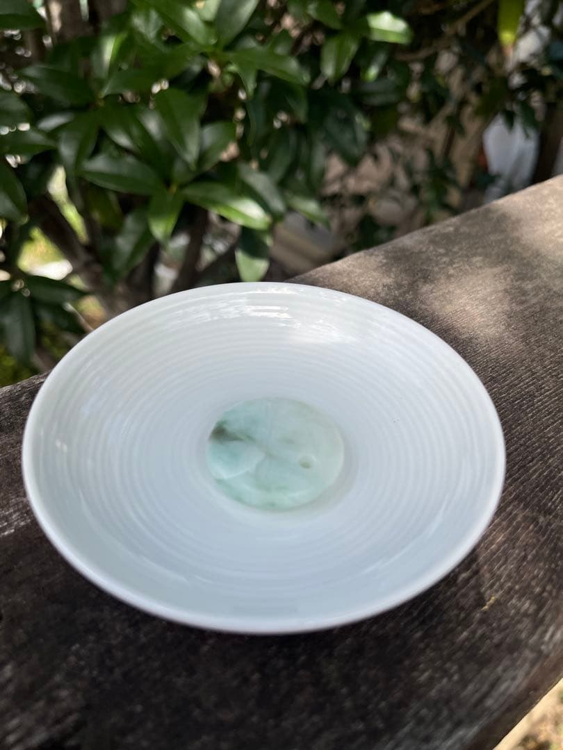 糸魚川翡翠　ペンダントトップ　お香立て　天然石　パワーストーン　日本の国石