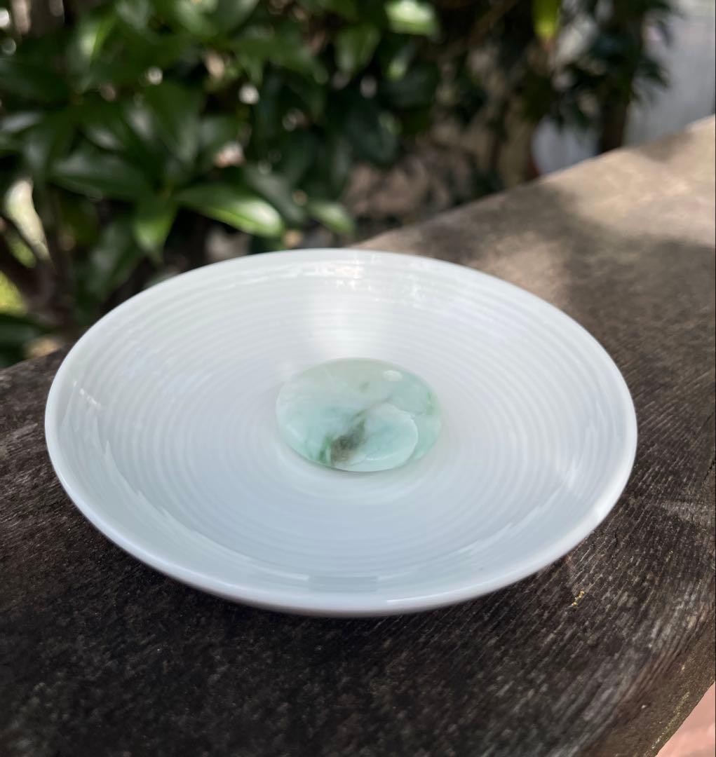 糸魚川翡翠　ペンダントトップ　お香立て　天然石　パワーストーン　日本の国石