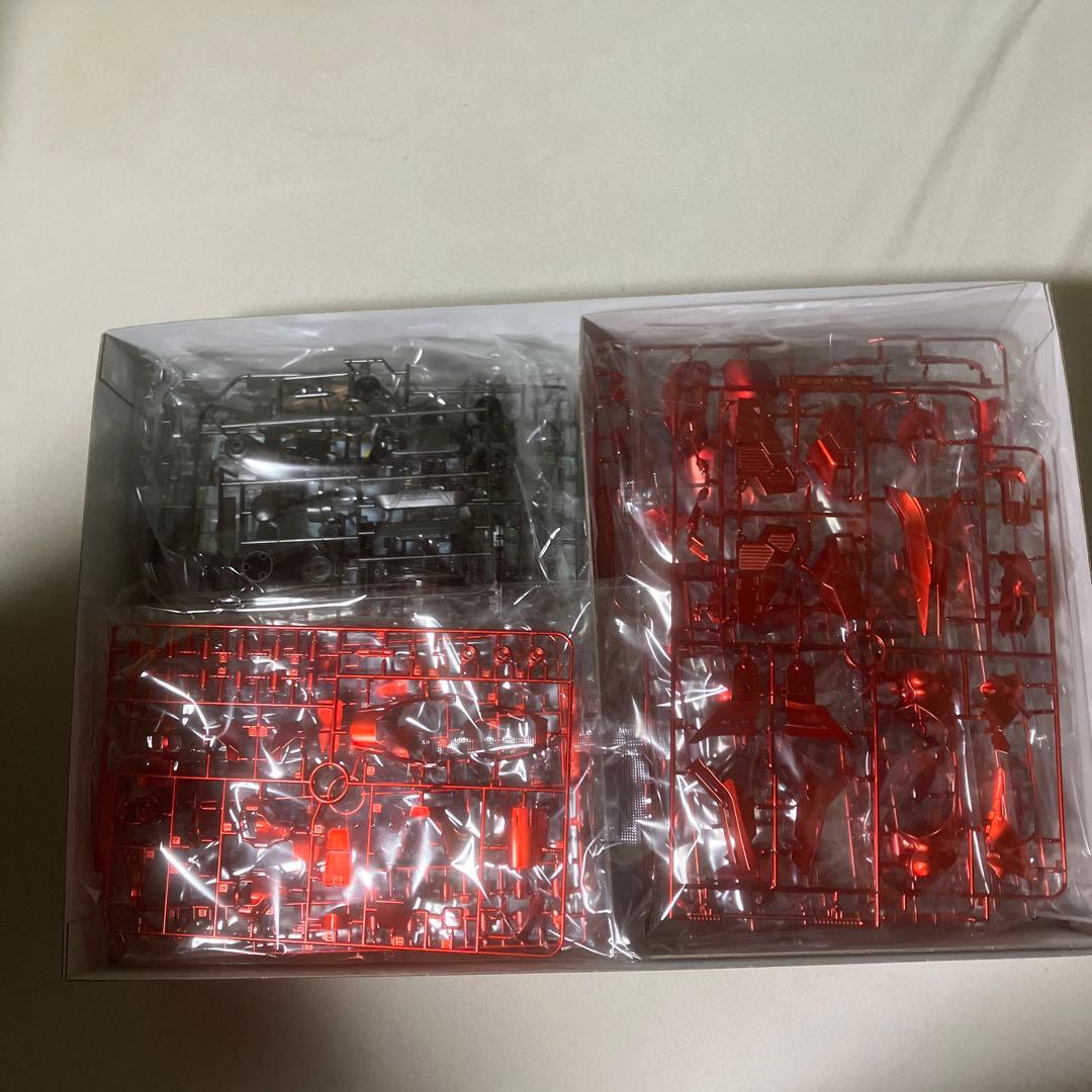 MG 1/100 サザビー Ver.Ka ［スペシャルコーティングVer.]