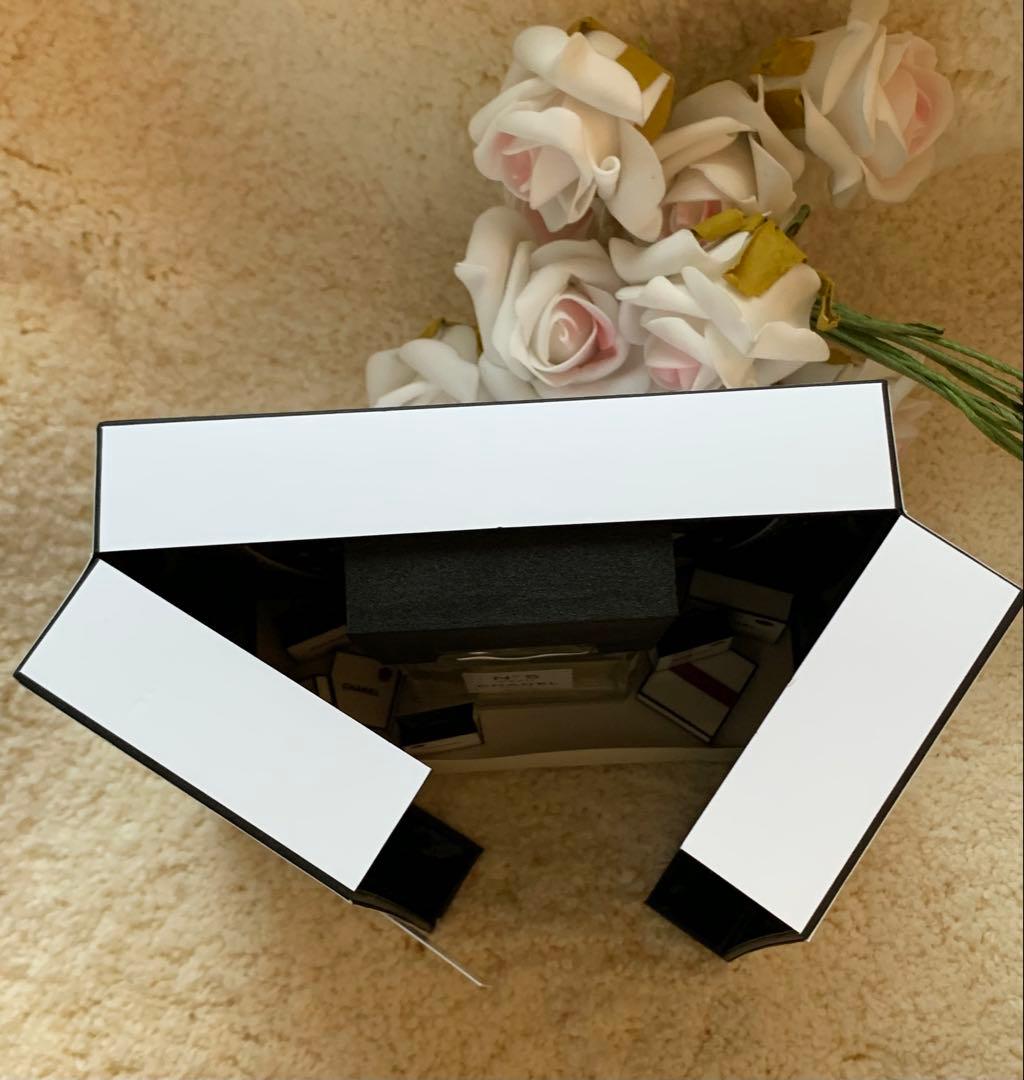 貴重✨新品未使用✨限定CHANELクリスマスコフレ✨No.5ロー香水100ml