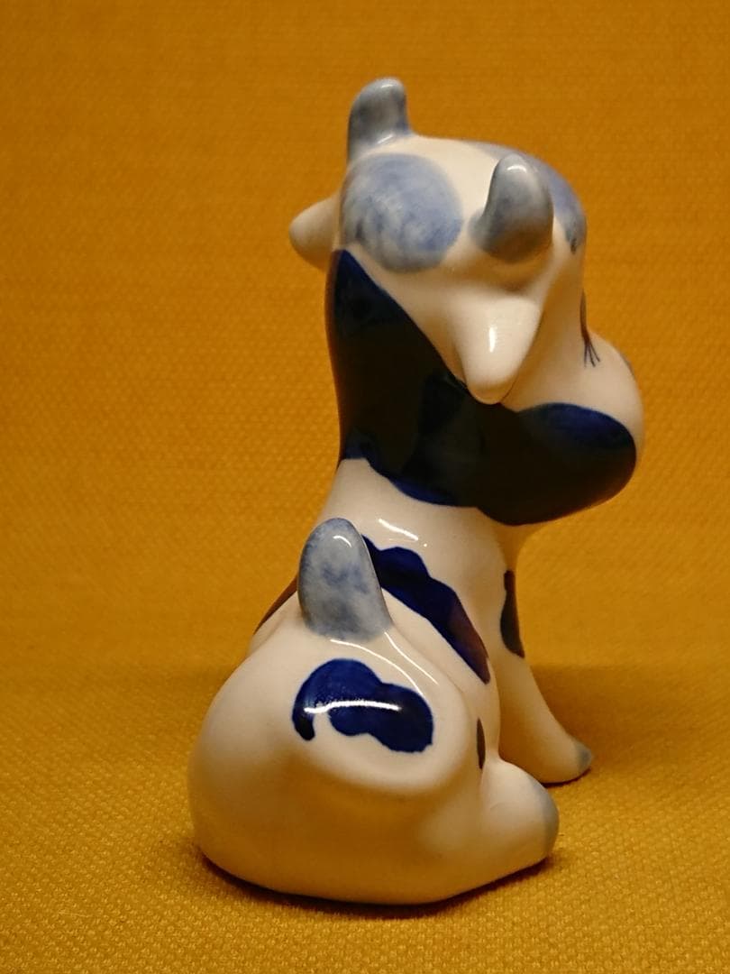 うし　牛　陶器　オブジェ　置物　インテリア　工芸品　美術品　A1343