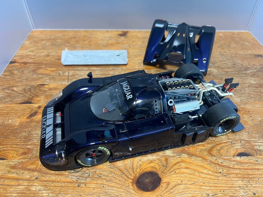 EXOTO 1/18 ジャガーXJR-9 ブルーメタリック - メルカリ