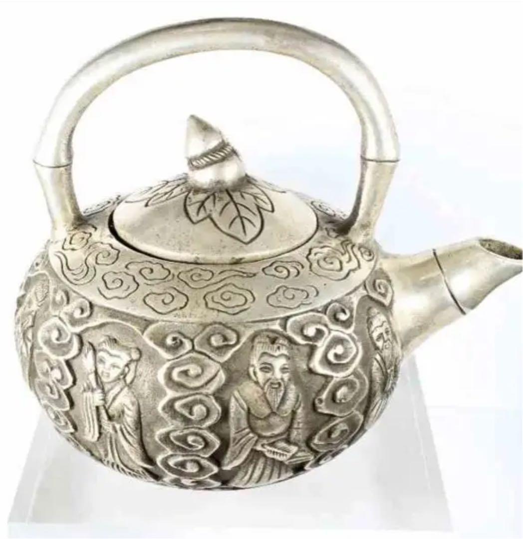 《清代乾隆銀壺》中国美術 中国古玩 年代物 人物雕刻時代 骨董古美術品