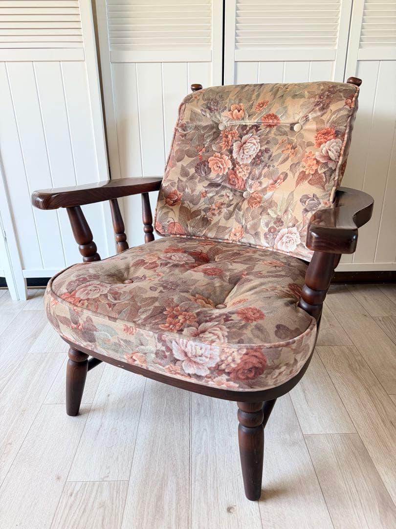 ③飛騨産業 キツツキ フロンティア アーム付きソファチェア カントリー 木製