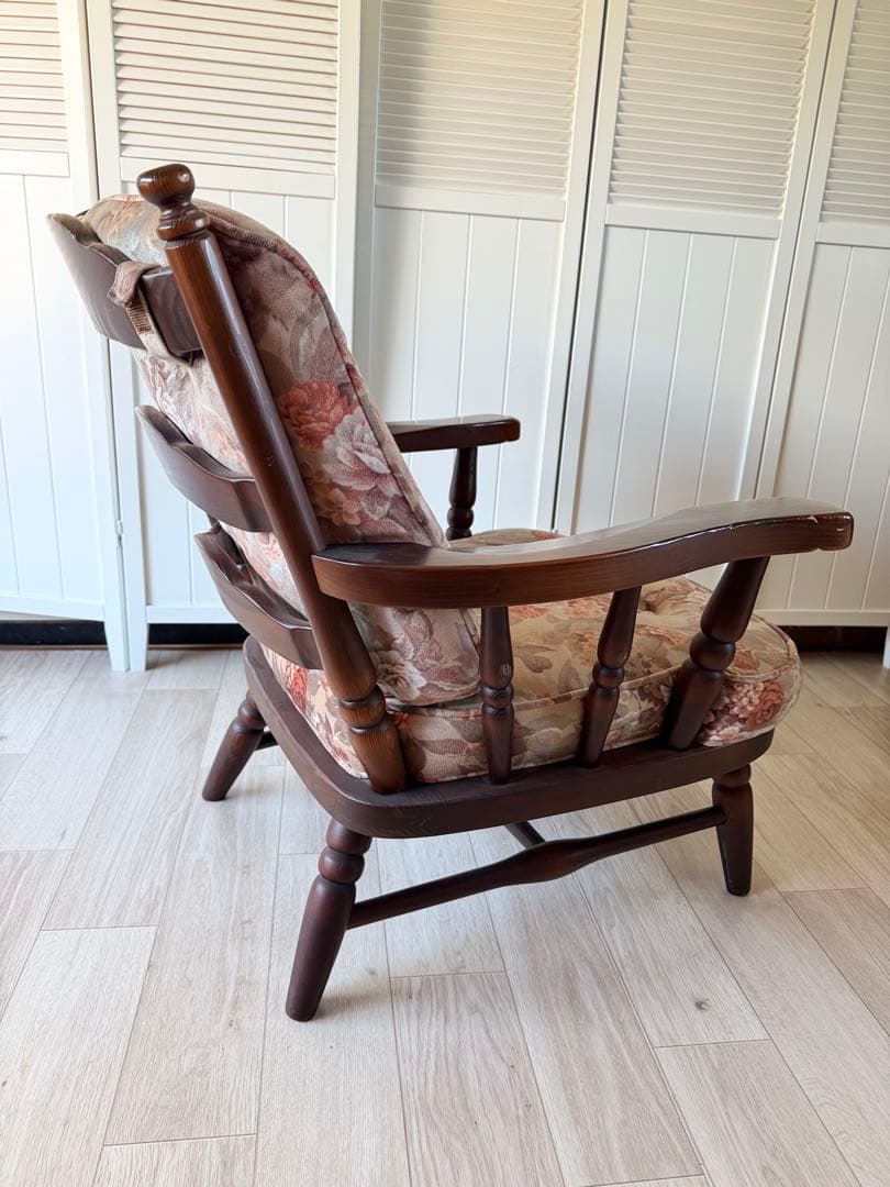 ③飛騨産業 キツツキ フロンティア アーム付きソファチェア カントリー 木製