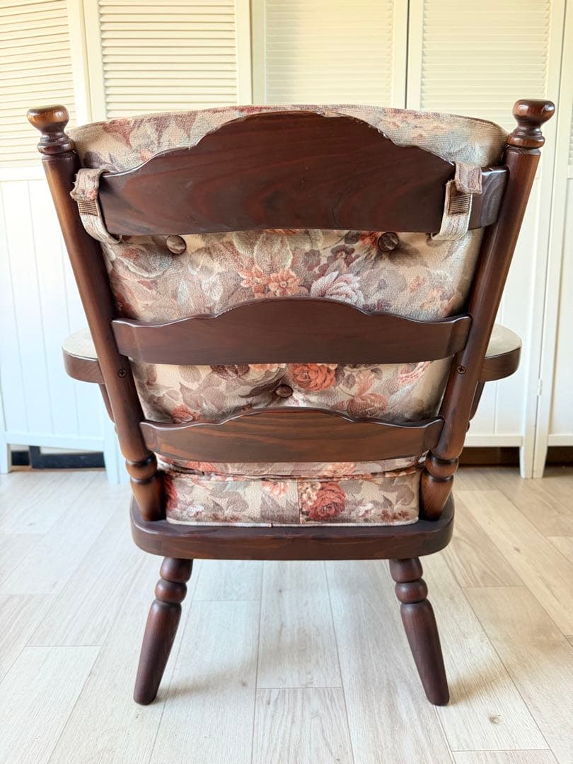 ③飛騨産業 キツツキ フロンティア アーム付きソファチェア カントリー 木製