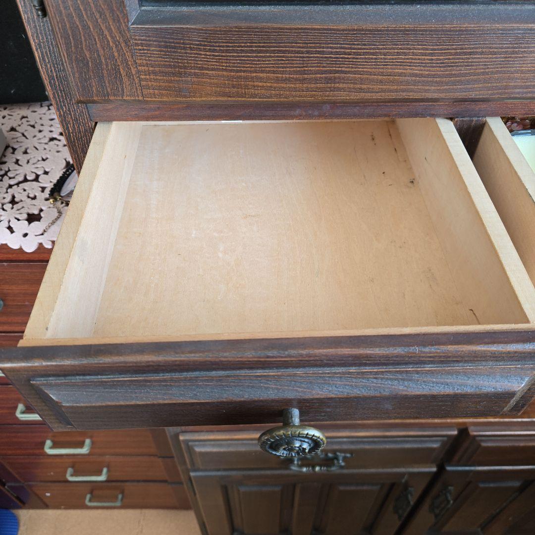 カリモク キャビネット 食器棚 カップボード 飾り棚