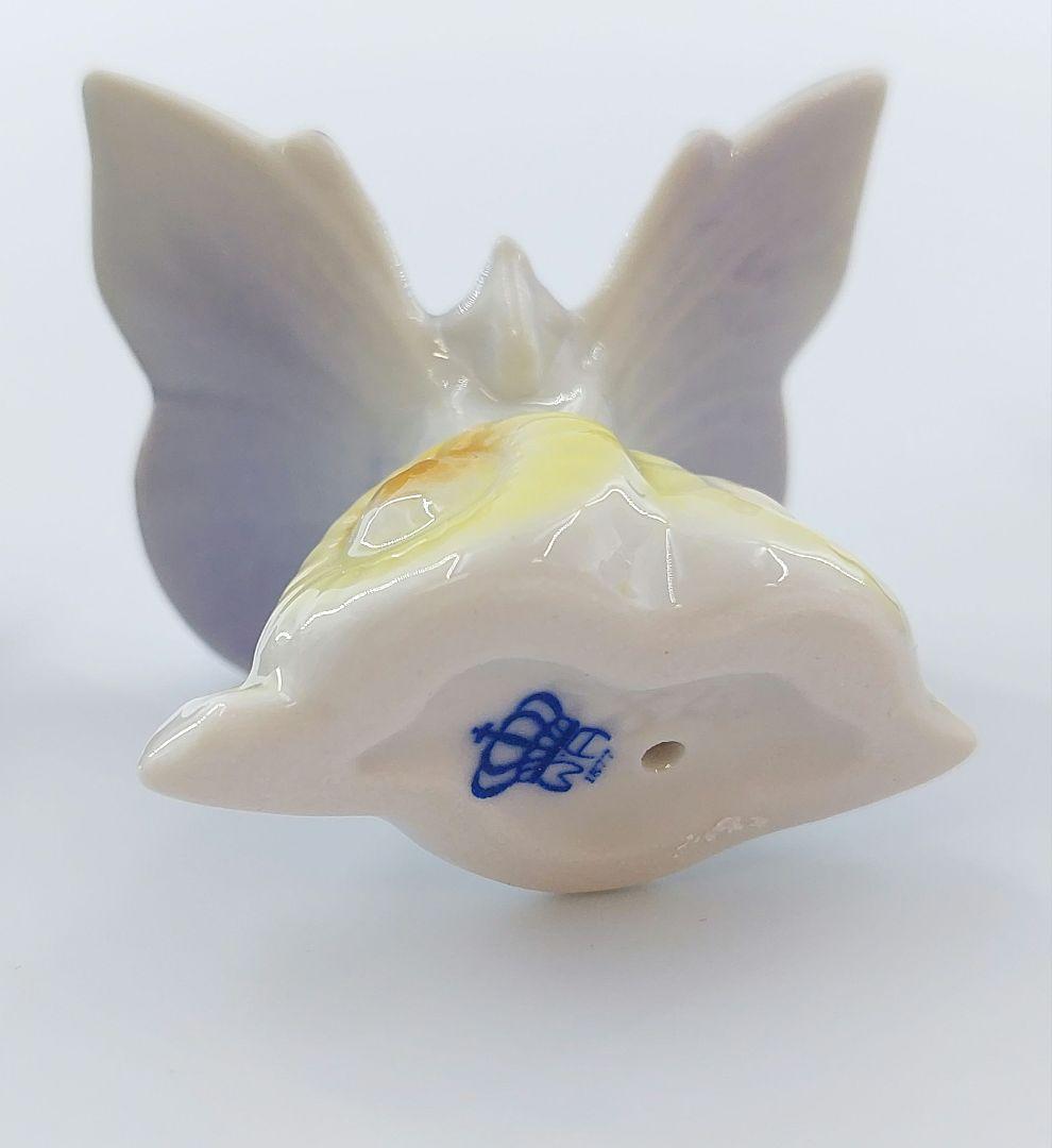 Wagner&Apel ワーグナー＆アペル 小鳥とチョウのオブジェ 陶器製 置物