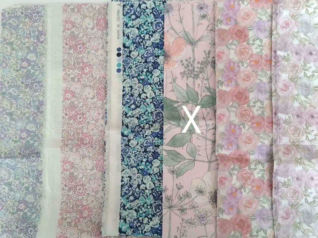 リバティ生地見本