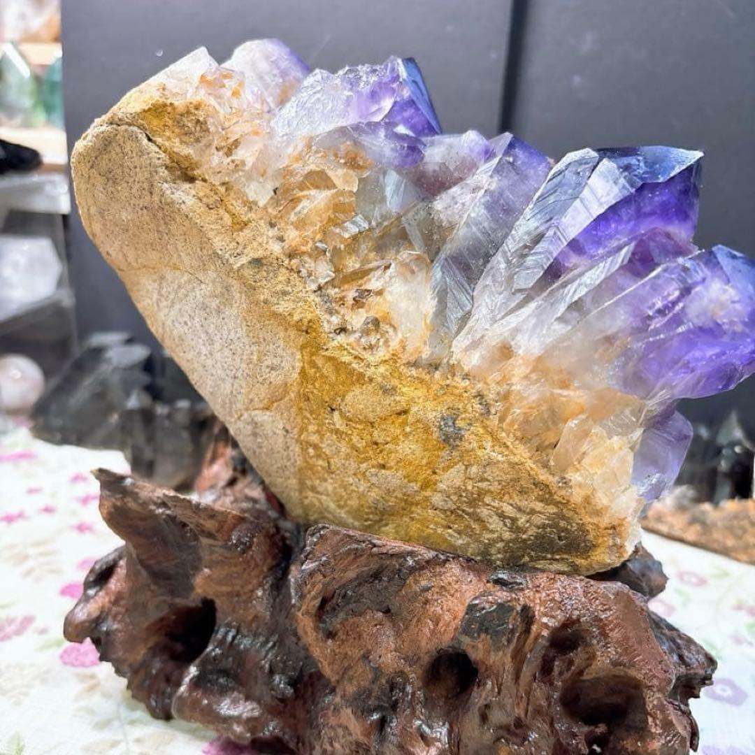 【天然石】希少なコンゴ産アメジストクラスター約3キロ