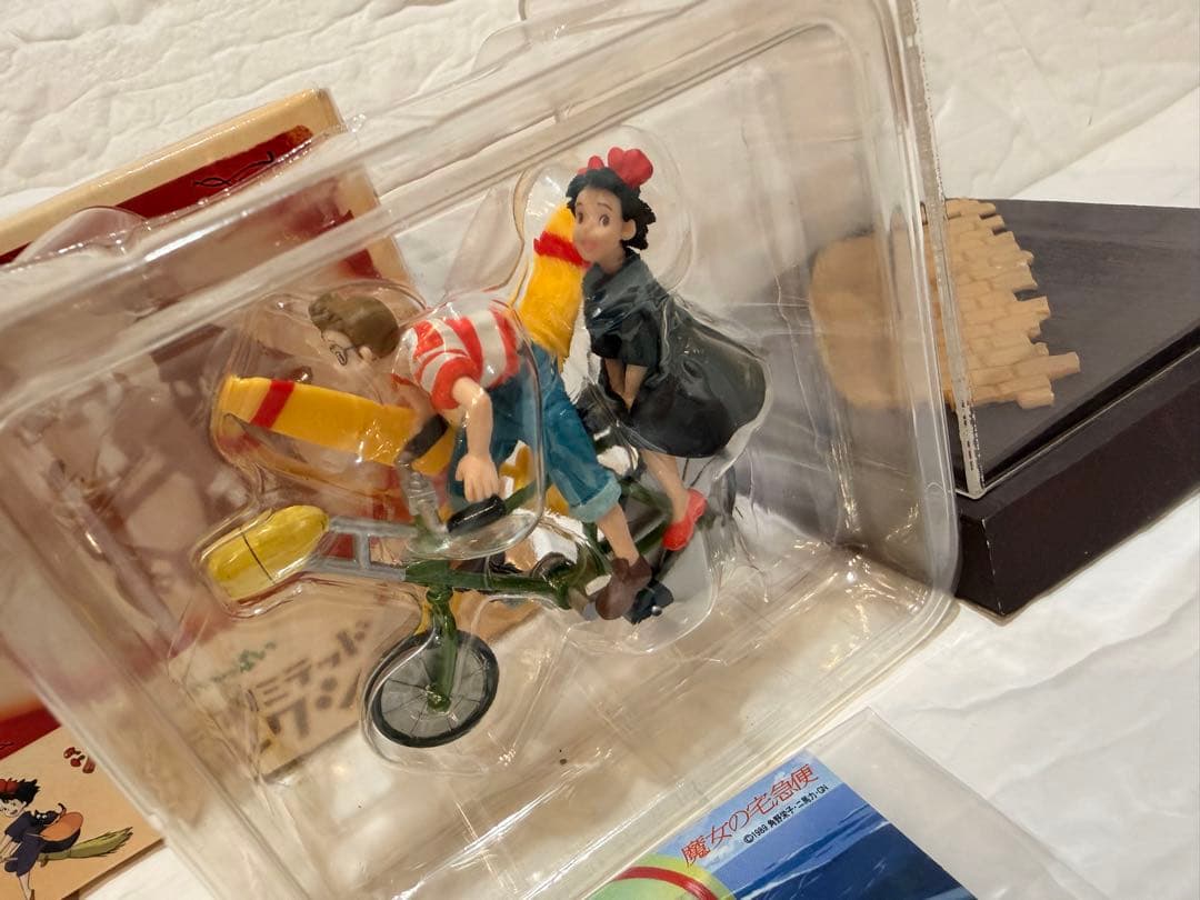 ジブリがいっぱいトミカリミテッドコレクション　魔女の宅急便　トンボの自転車