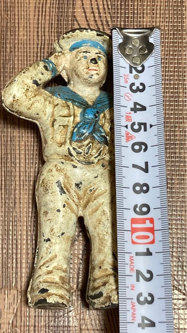 お値下げ中！【レトロ】水兵さんが敬礼してる鋳物貯金箱
