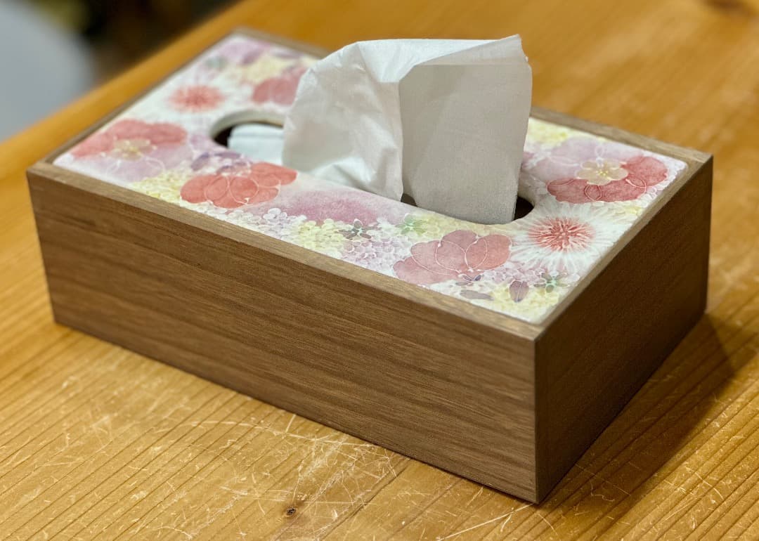 【値下げ】新品　工房ゆずりは　ティッシュBOX　カバー　花柄　ピンク　プレゼント