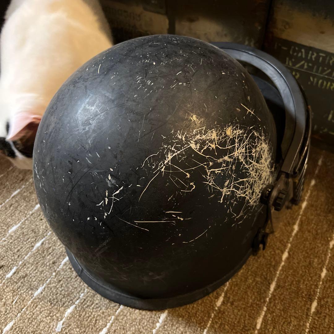 米軍放出品　実物　ヘルメット　SWAT 特殊部隊　暴徒鎮圧