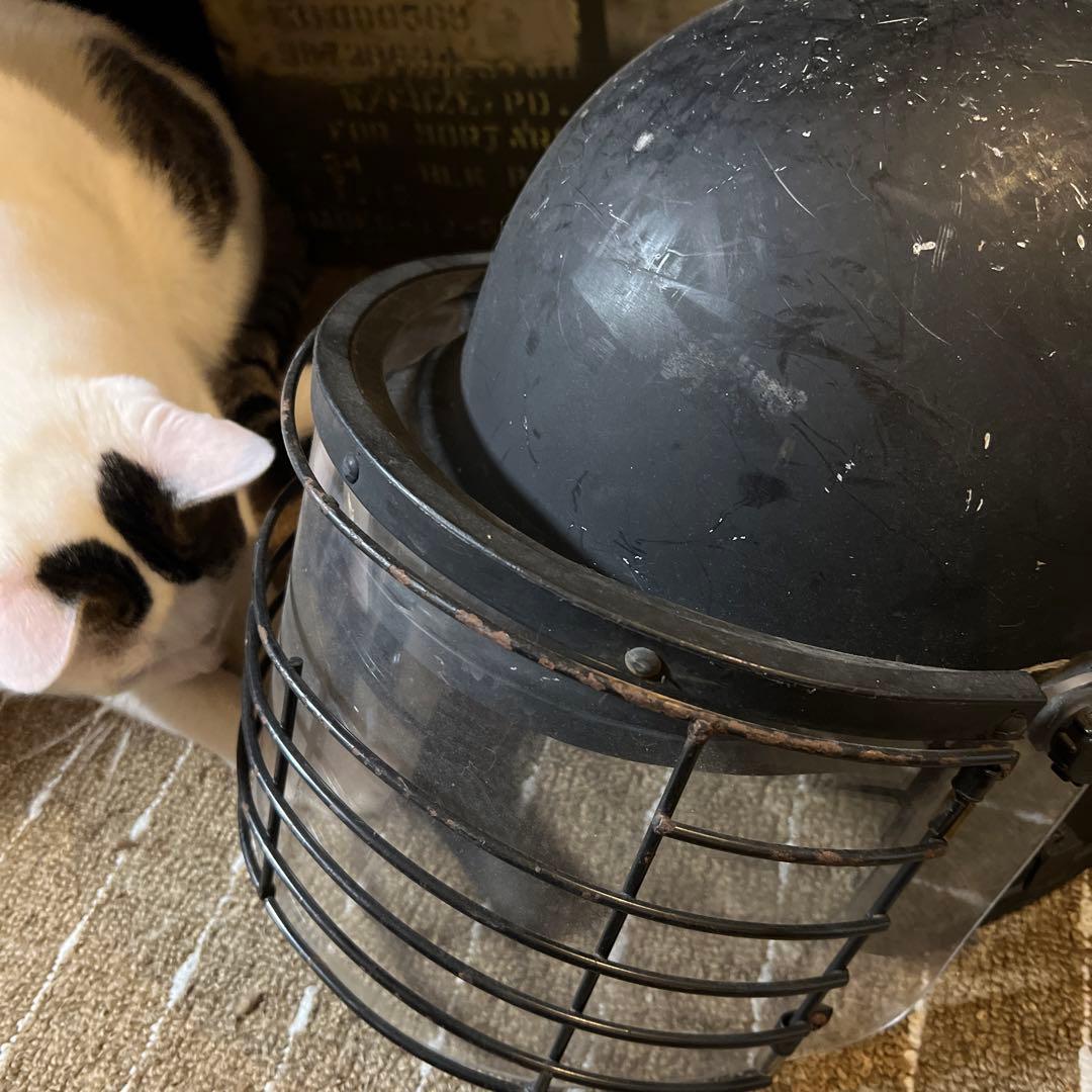 米軍放出品　実物　ヘルメット　SWAT 特殊部隊　暴徒鎮圧