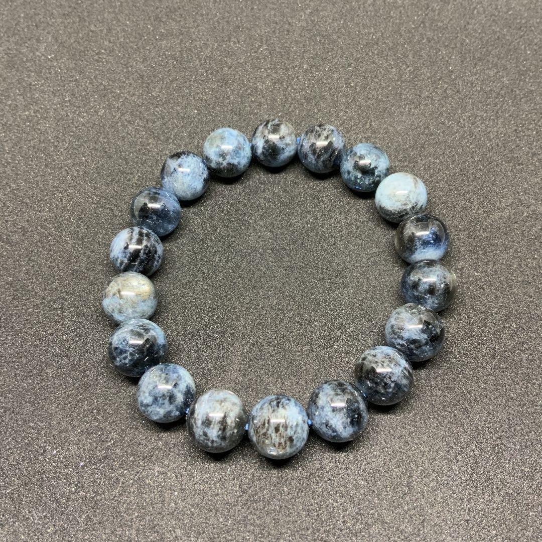 ブラックアクアマリン 11mm玉ブレスレット