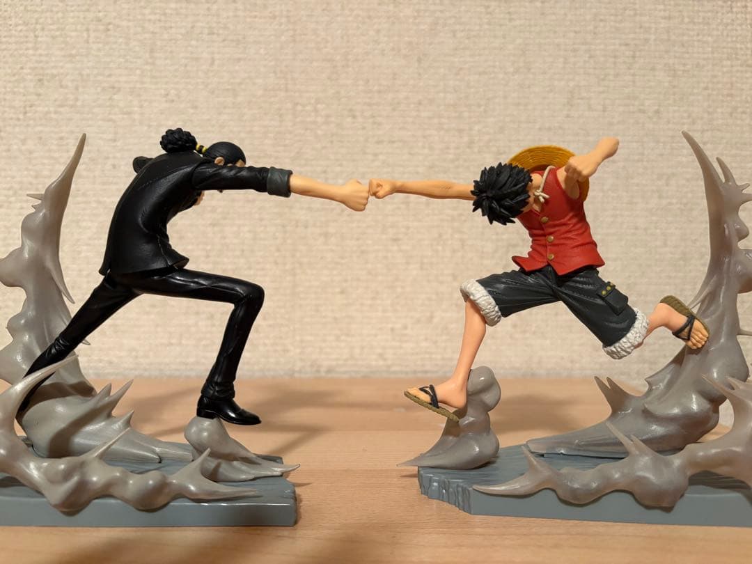 ハンターハンター、ワンピースなどジャンプ系フィギュア32体セット