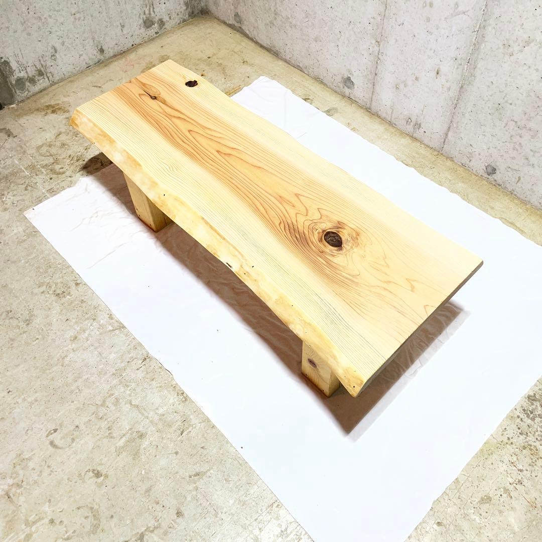 杉　一枚板　節穴有り