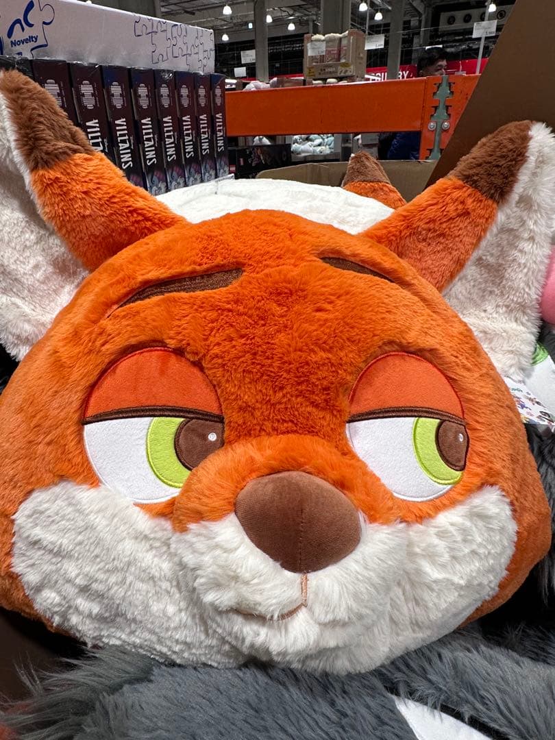 ズートピア コストコ ニック ぬいぐるみ ディズニー - メルカリ