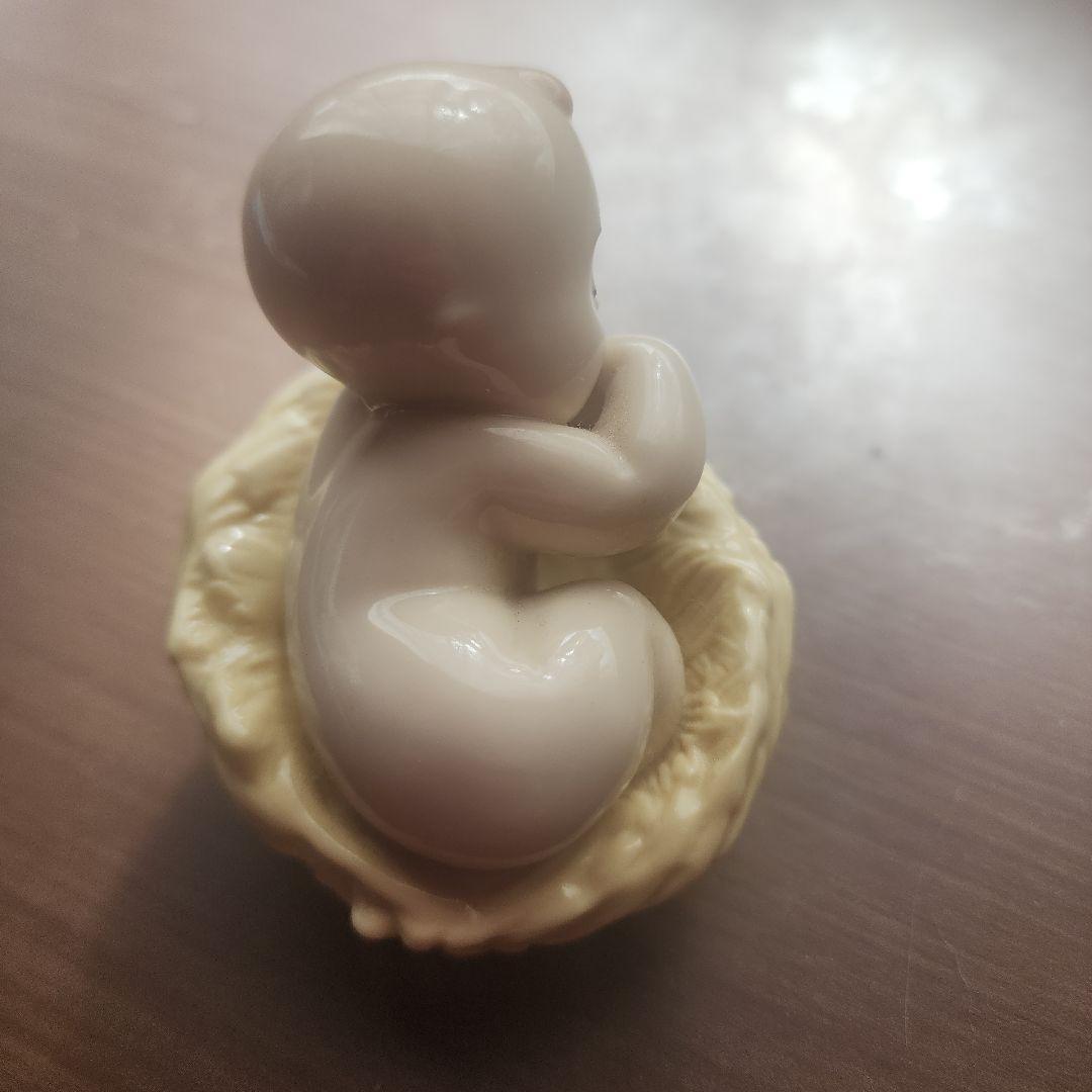 陶器製 赤ちゃんの置物 小型　NAO 箱なし　リヤドロ