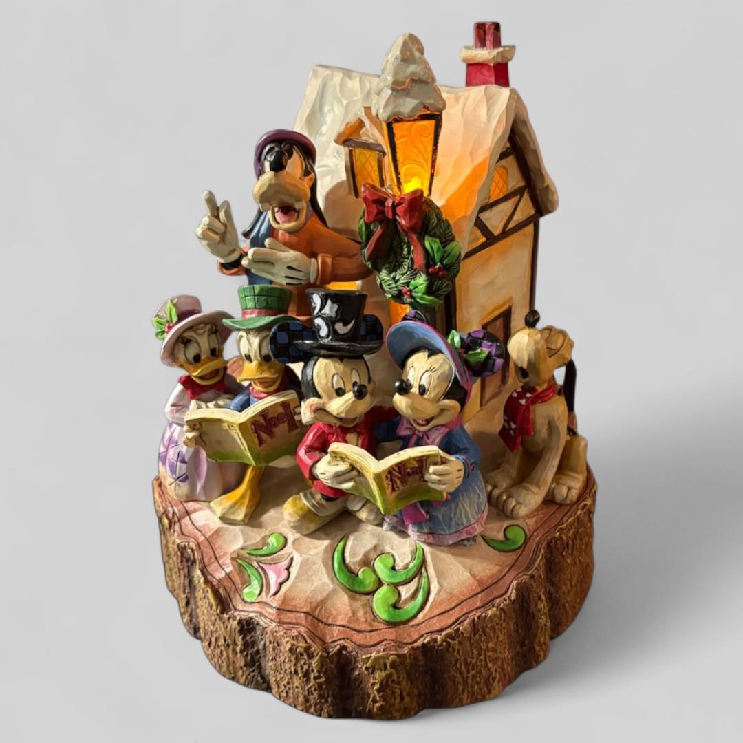 ディズニー Enesco Showcase “Holiday Harmony”