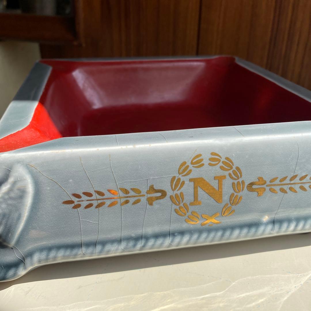 COURVOISIER 陶器製灰皿 四角形