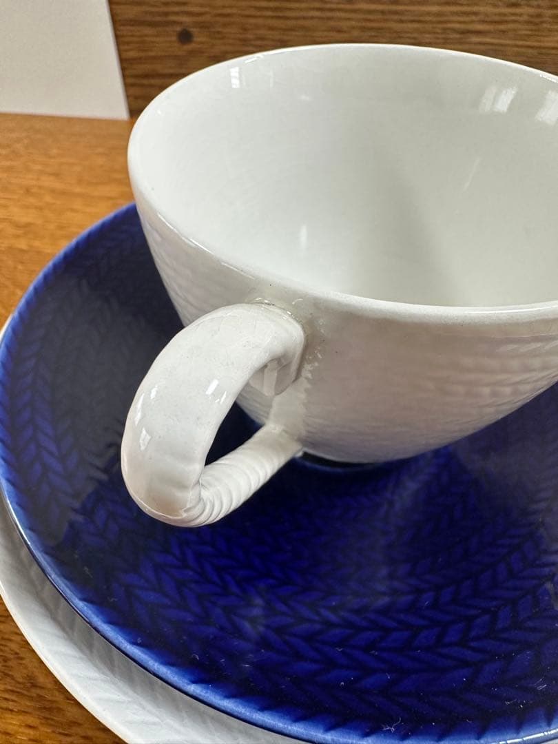 ロールストランド/Bla Eld(ブラエルド)カップ&ソーサー&プレート白