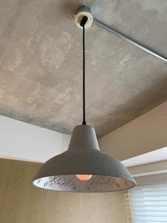 コンクリート　　ペンダントライト