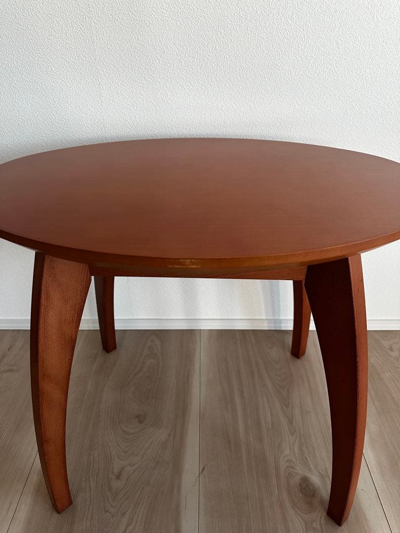 マルイチセーリング　テーブル