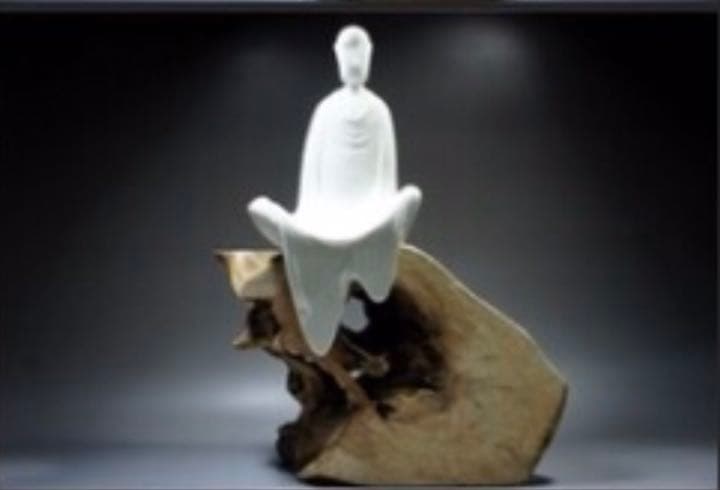 海外作家物 白磁流木オブジェ(艶A)禅スタイル フランス画廊 坐禅