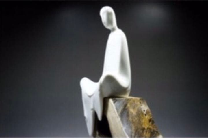 海外作家物 白磁流木オブジェ(艶A)禅スタイル フランス画廊 坐禅