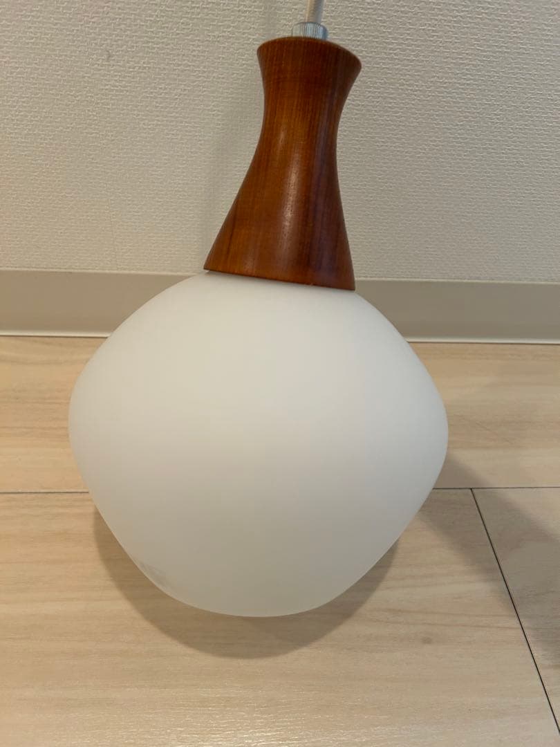 ガラス　ペンダントライト