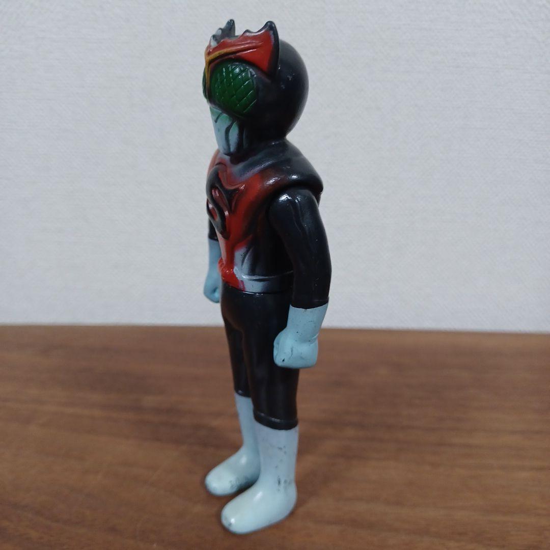 無版権 パチもの 「仮面ライダーストロンガー」風のソフ ビフィギュア
