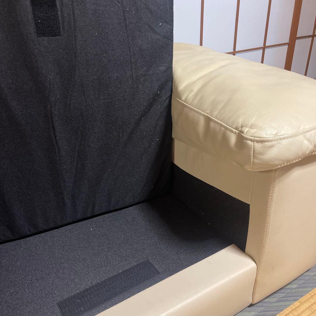 ニトリ2人掛けソファー　ベージュ系