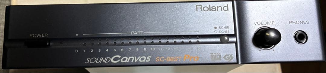 ローランド　ROLAND SC-88STPro 音源モジュール