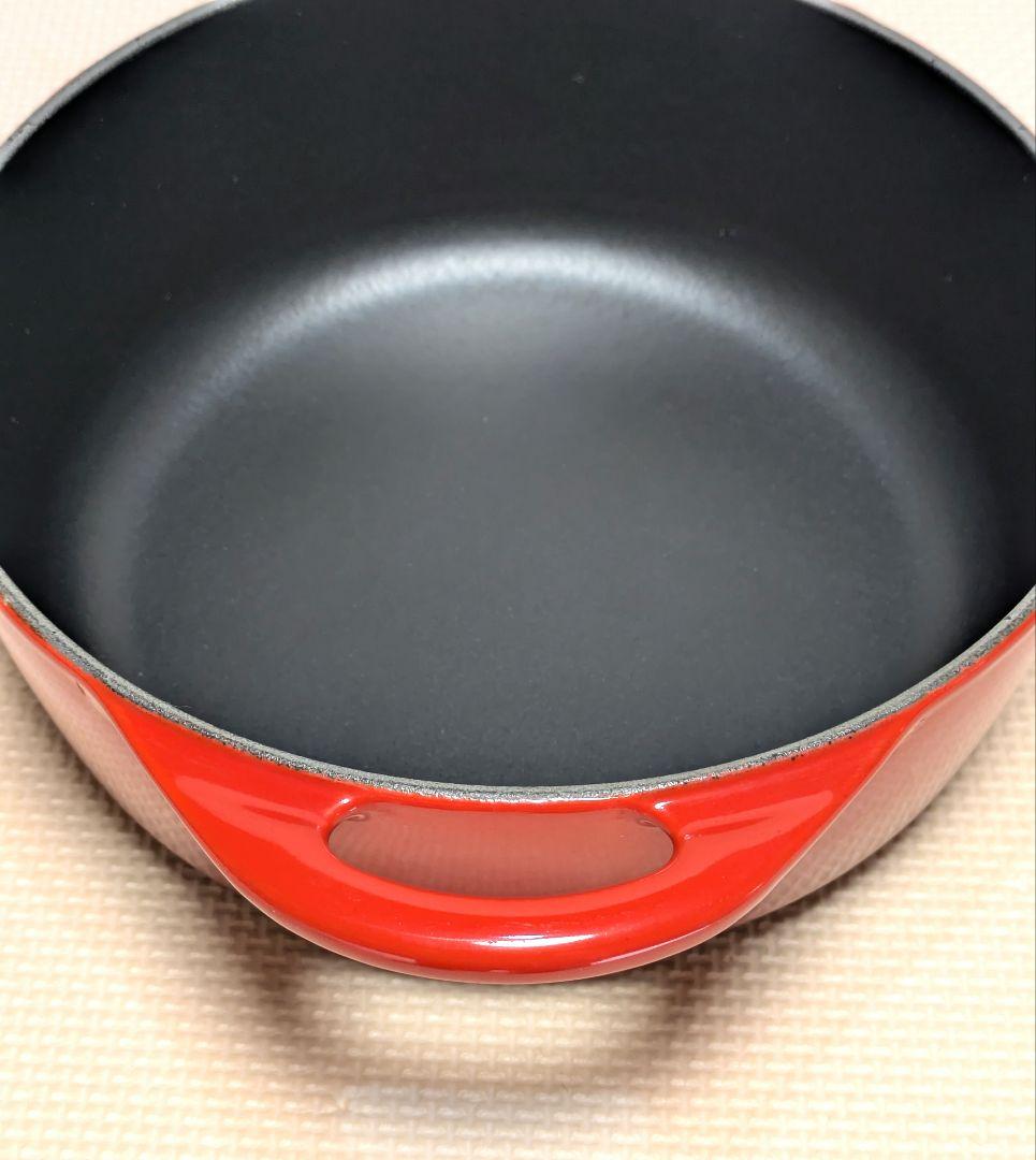 ル・クルーゼ（Le Creuset） ココット・ビス 20cm　チェリーレッド